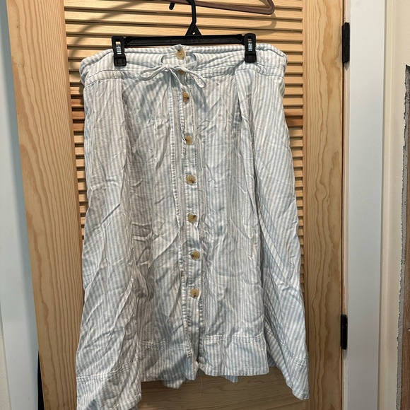 Striped Button-Down Skirt - Picture 1 of 3